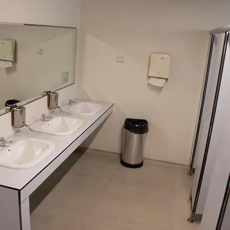 70's Tiny Boat Ботель *